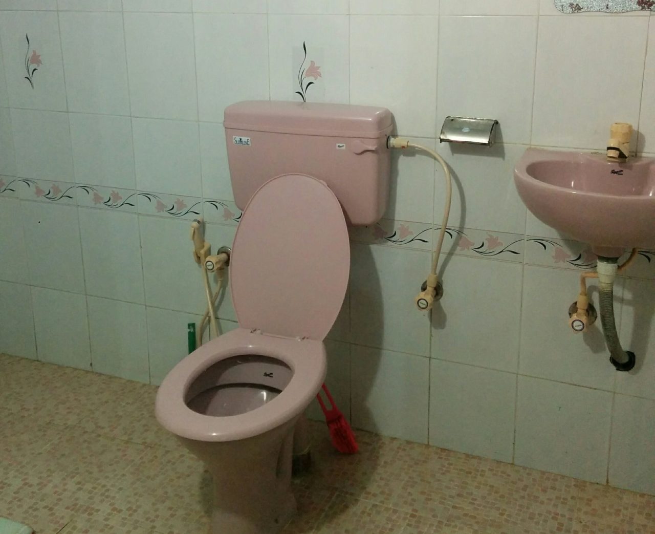 インドヨガ留学の合宿所のトイレ